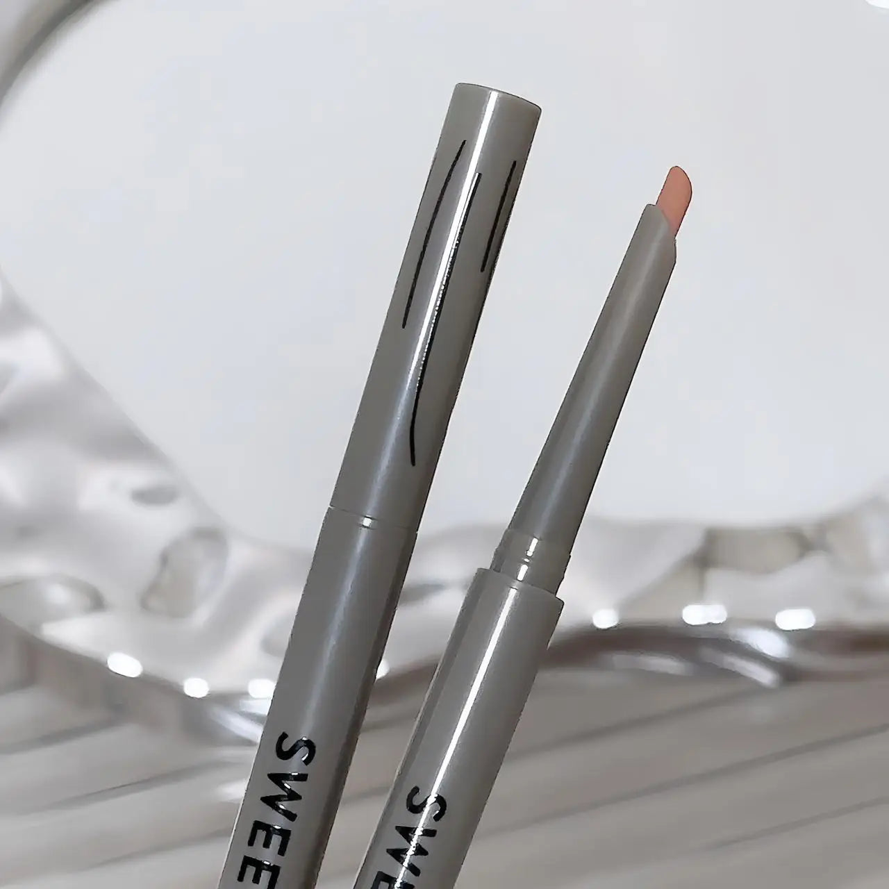 Silky Long-lasting Eye Liner Pencil Eyeliner Pen Natural Matte Wine Red Eyeliner Easy To Color Waterproof Eye Make Up Cosmetics