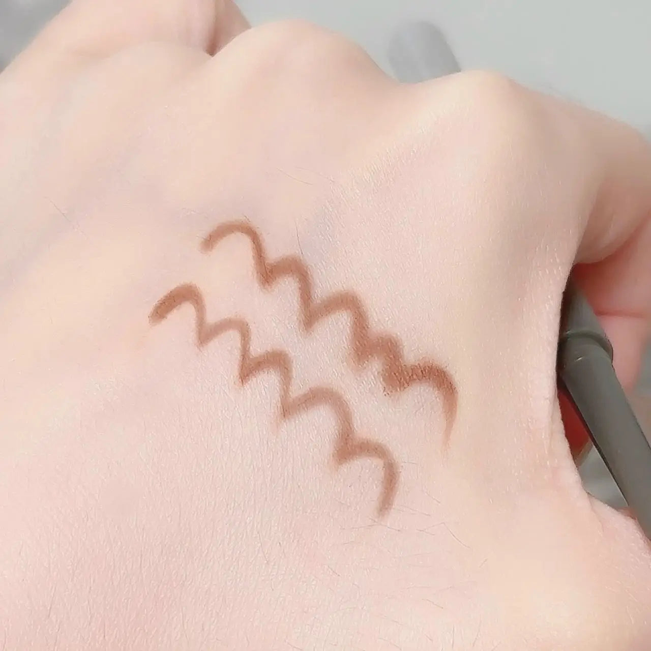 Silky Long-lasting Eye Liner Pencil Eyeliner Pen Natural Matte Wine Red Eyeliner Easy To Color Waterproof Eye Make Up Cosmetics