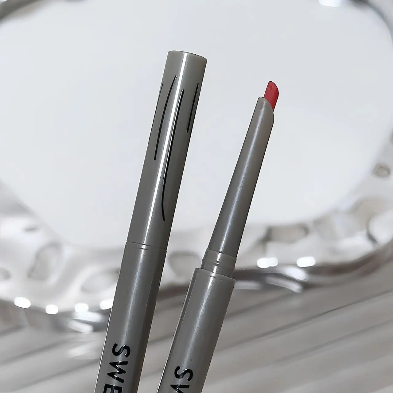 Silky Long-lasting Eye Liner Pencil Eyeliner Pen Natural Matte Wine Red Eyeliner Easy To Color Waterproof Eye Make Up Cosmetics